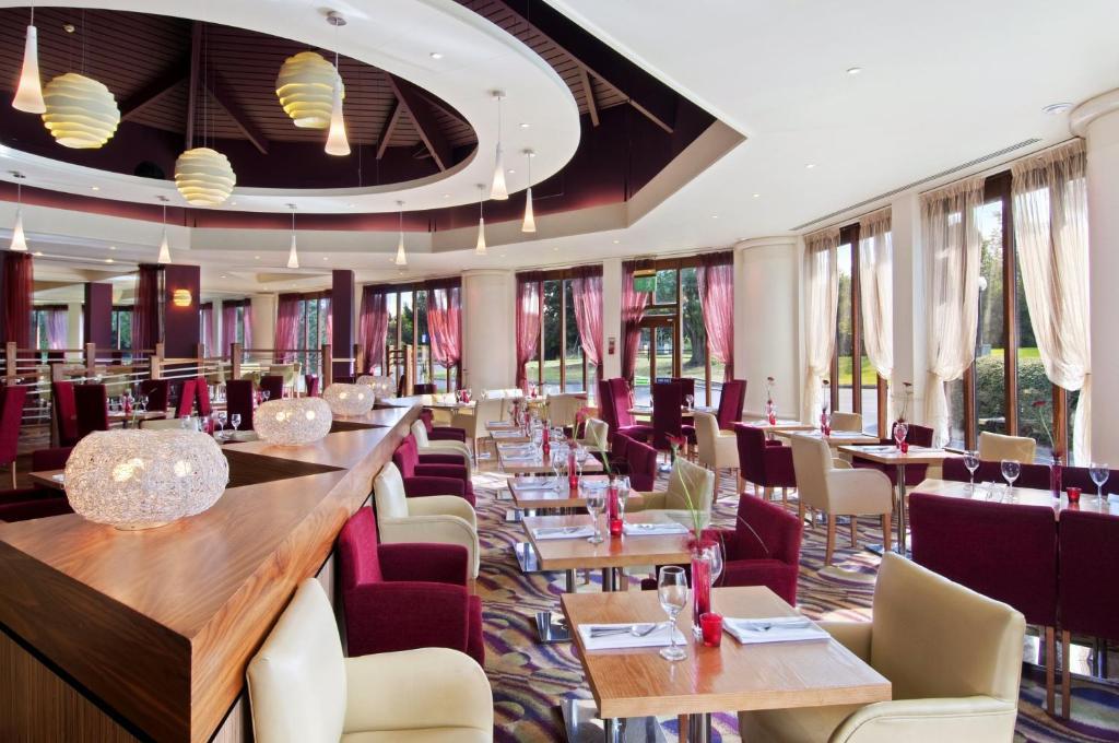 Delta Hotels By Marriott Warwick Warwick  Esterno foto