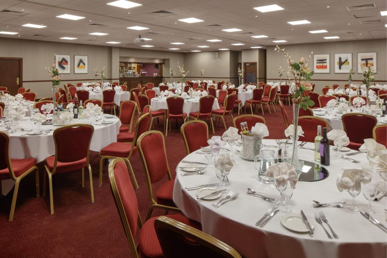 Delta Hotels By Marriott Warwick Warwick  Esterno foto