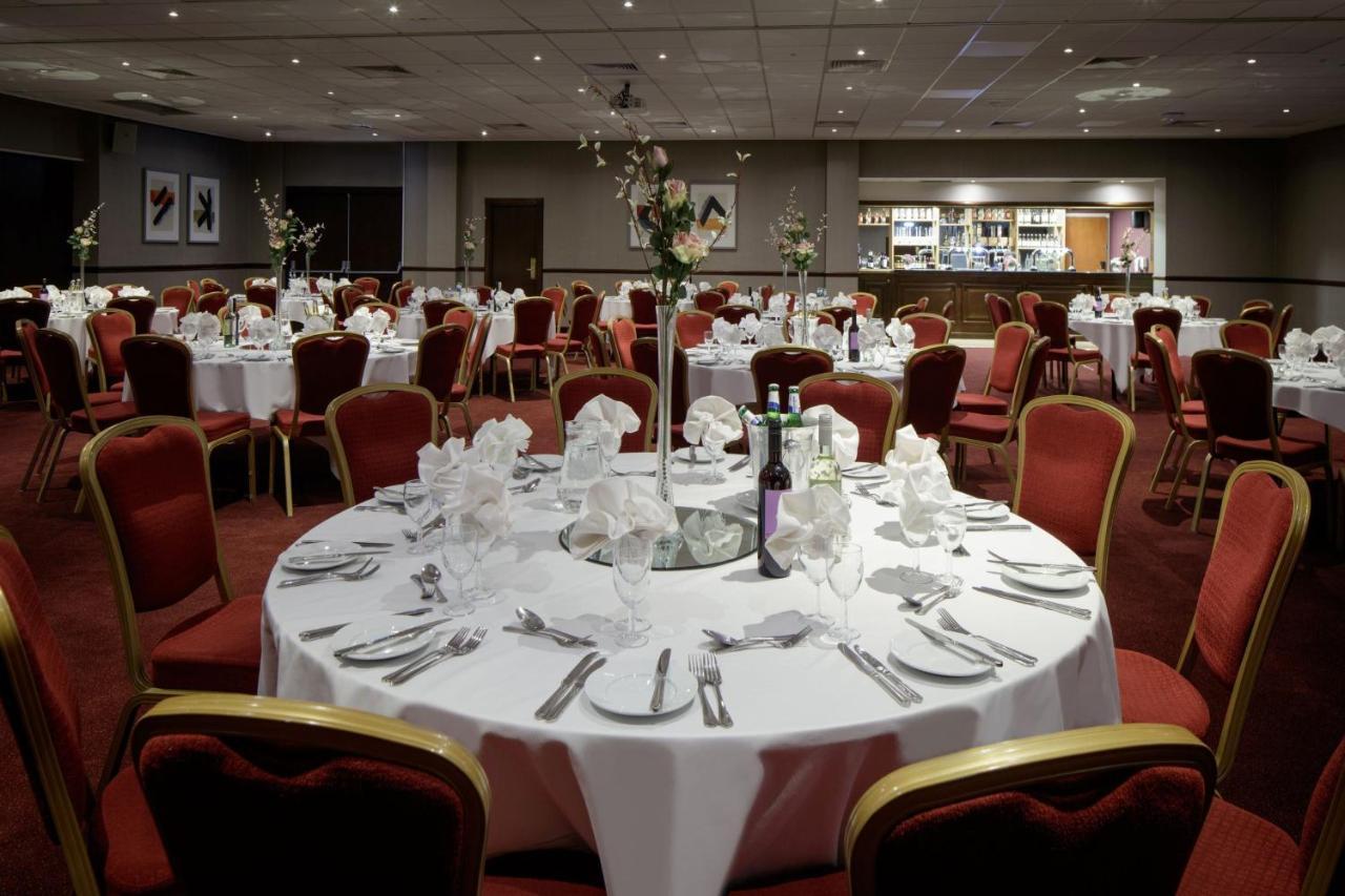 Delta Hotels By Marriott Warwick Warwick  Esterno foto