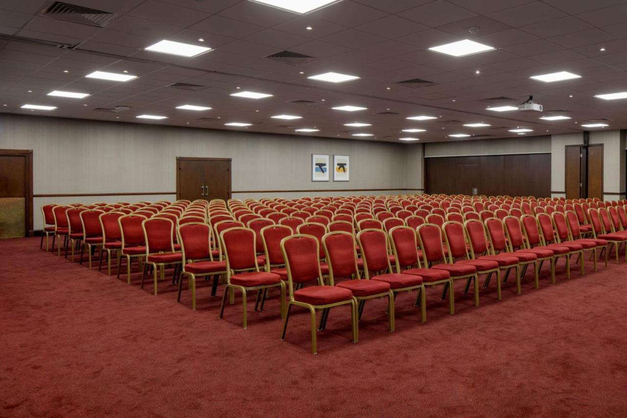 Delta Hotels By Marriott Warwick Warwick  Esterno foto