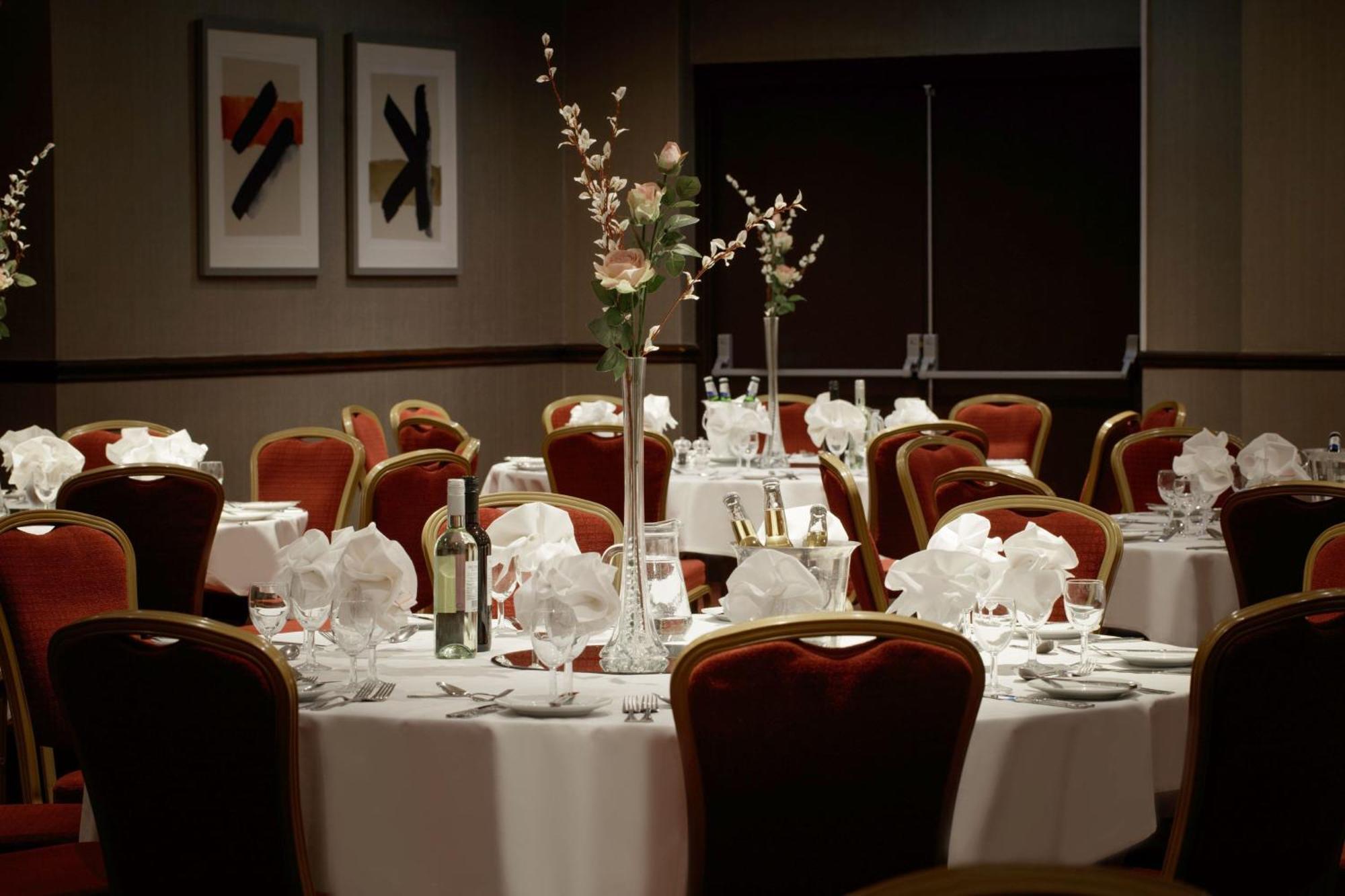 Delta Hotels By Marriott Warwick Warwick  Esterno foto