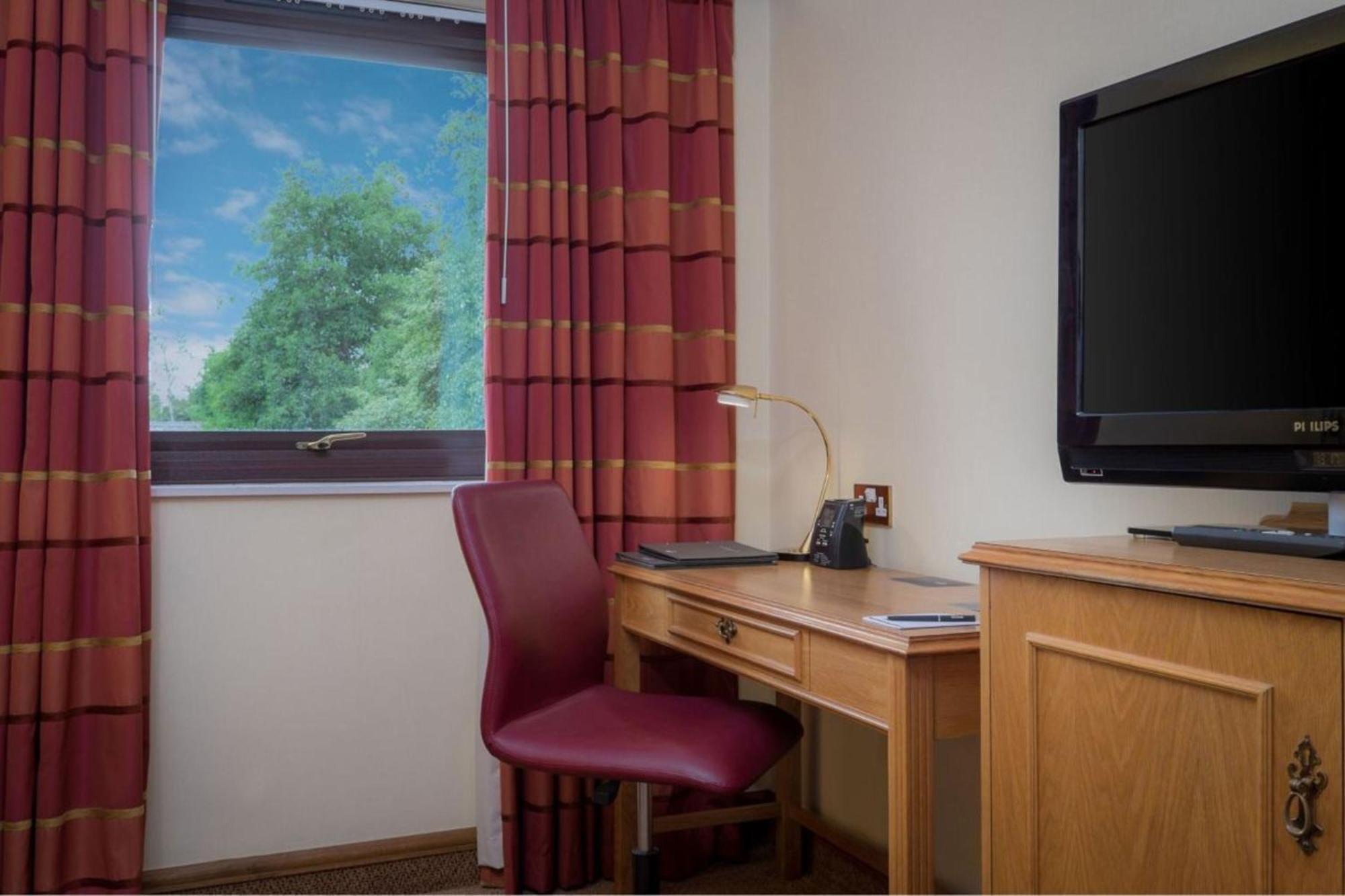 Delta Hotels By Marriott Warwick Warwick  Esterno foto