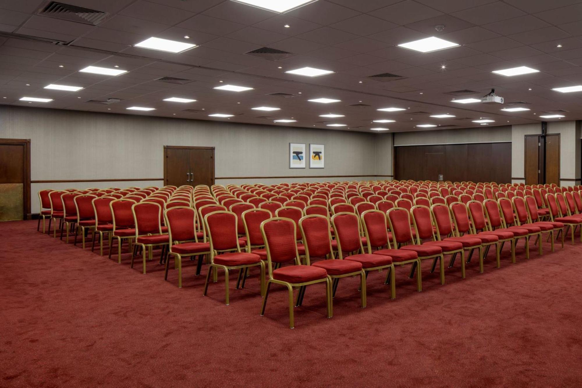 Delta Hotels By Marriott Warwick Warwick  Esterno foto