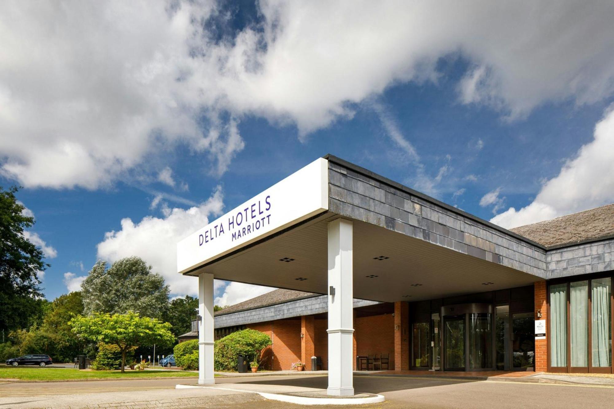 Delta Hotels By Marriott Warwick Warwick  Esterno foto